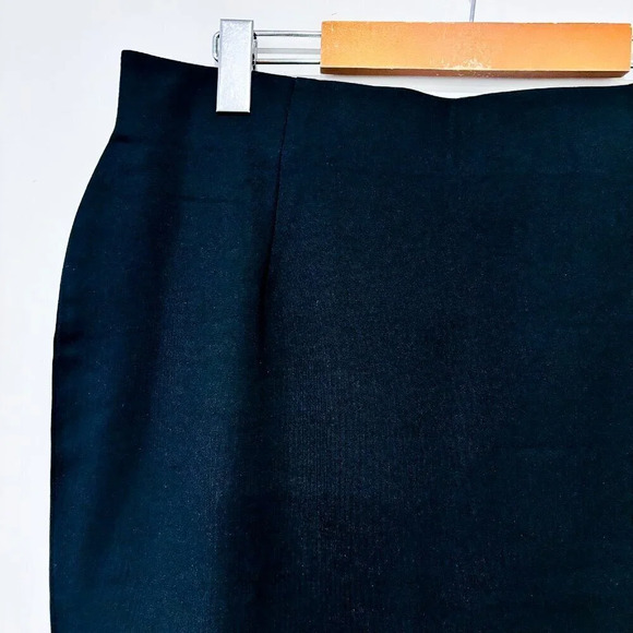 DKNY Black  pencil skirt - Picture 3 of 7